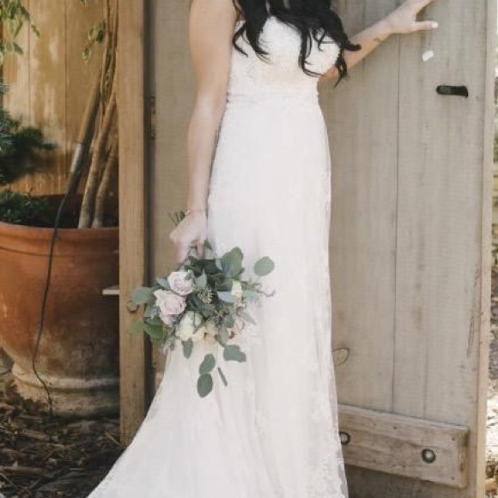 WEDDING GOWN